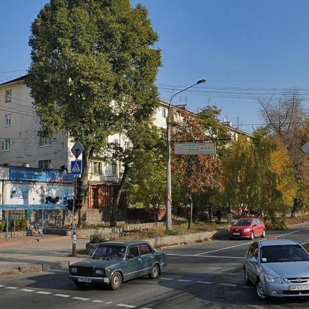 Apartment Center Near State Medical University, Cafe Efes Zaporizhia Exterior foto